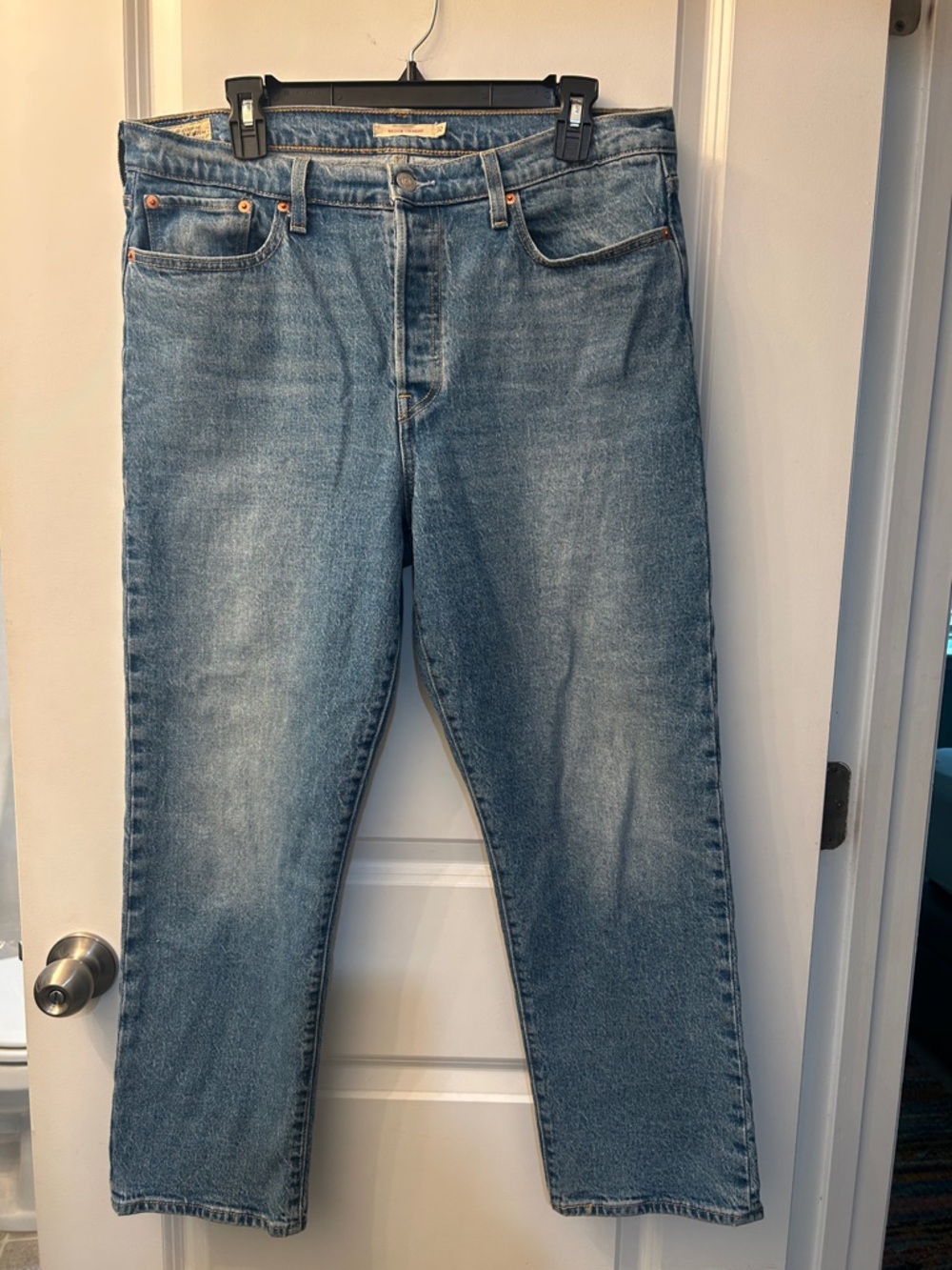 Levi’s Wedgie Straight Ankle Denim Jeans, color: Calling All Blues. 32x28